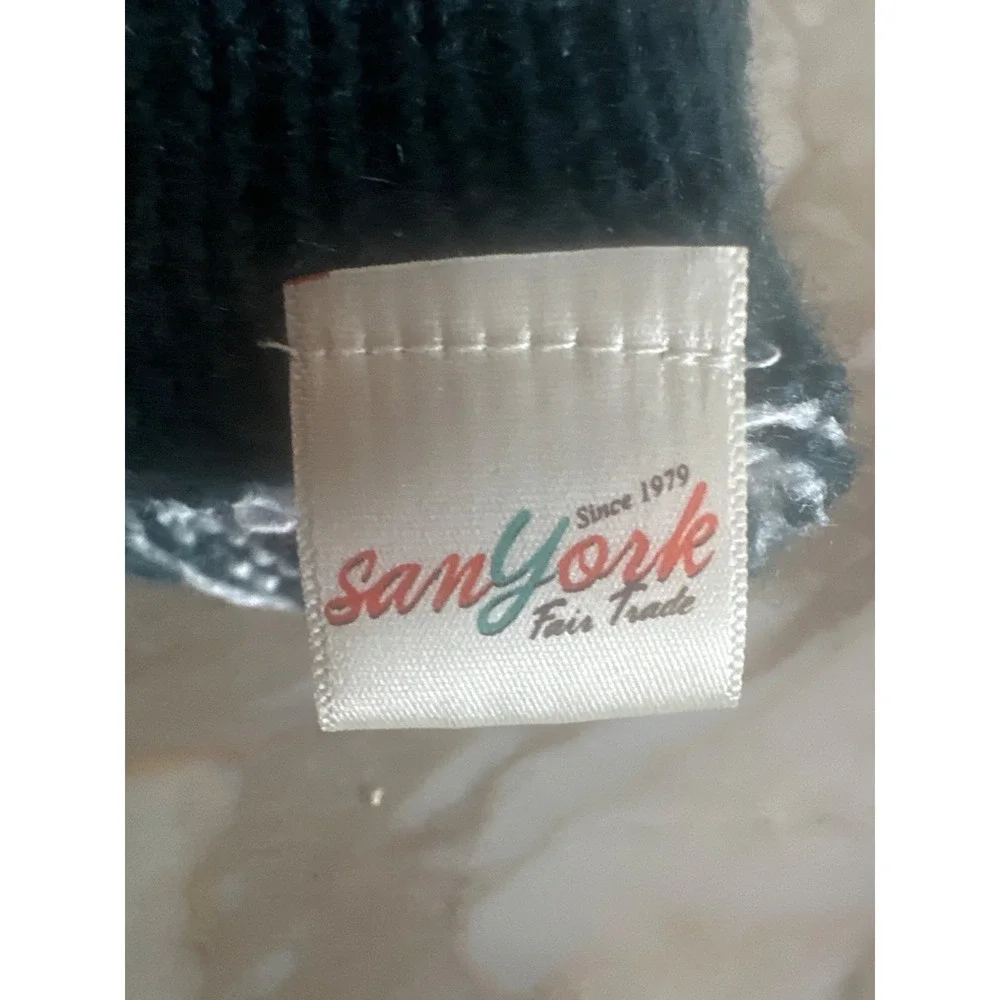 Handmade SanYork Alpaca & Acrylic Knit Gloves With Colorful Llama Design